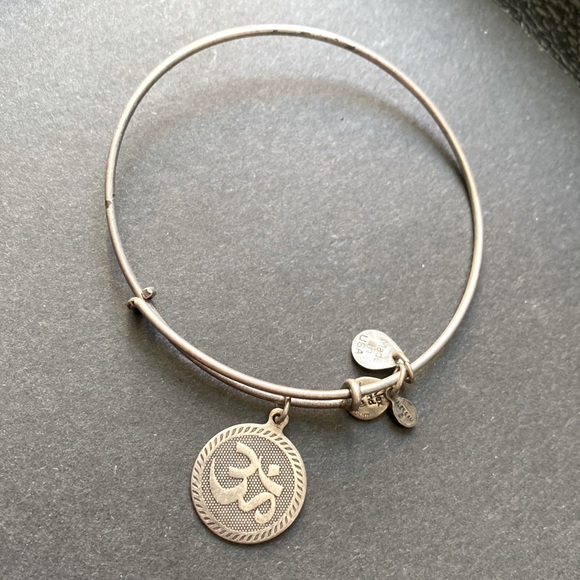 ⚠️ Alex and Ani silver toned bracelet with Om charm. - Picture 1 of 2